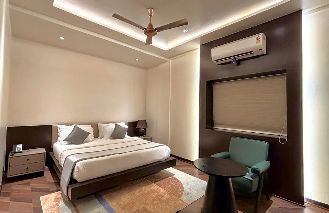 The Long D Hotel Surat Airport Rd-1